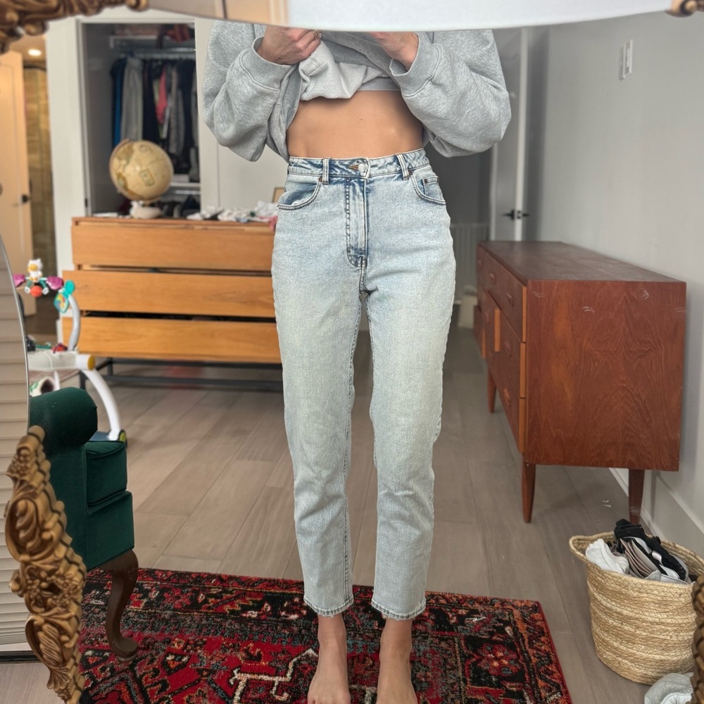 Straight leg, high waisted Jeans- Cheap Mondays